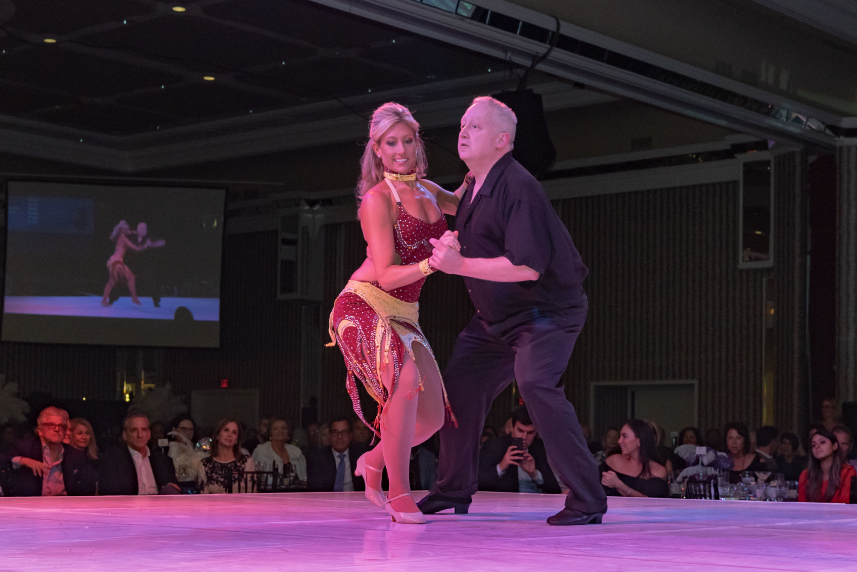 110318_acw_dancinggallery-717.jpg
